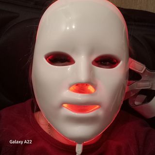 Limpieza facial personalizada combina luz led