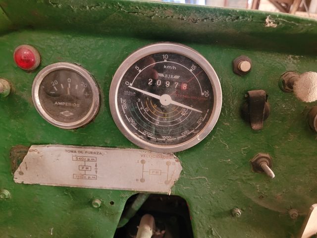 PASCUALI. BJR Tractor