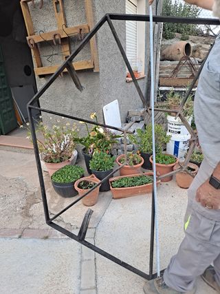 paellera, paellero, olla, y soporte de hierro 190c