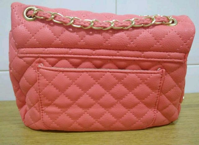 Bolsos verano coral.