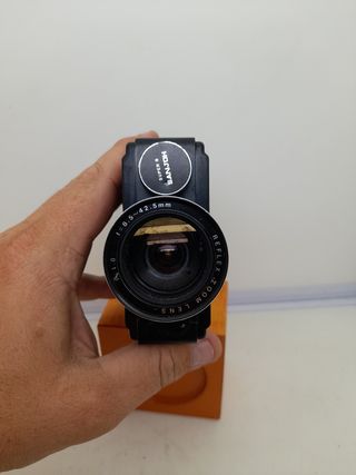 Videocámara anigua Sanjoh