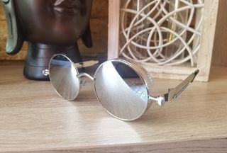 Gafas de sol redondas y plateadas unisex. Nuevas