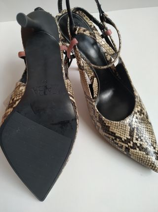 Sandalias ZARA. T-39. NUEVAS