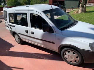 Opel Combo 2004