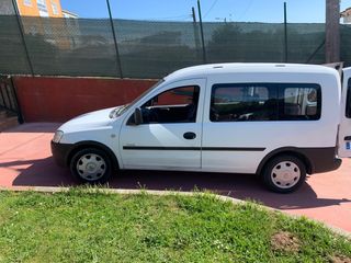 Opel Combo 2004