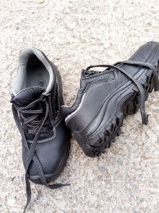 zapato seguridad taller