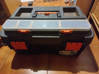 CAJA PARA LLEVAR HERRAMIENTAS