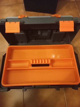 CAJA PARA LLEVAR HERRAMIENTAS
