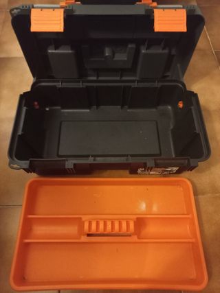 CAJA PARA LLEVAR HERRAMIENTAS
