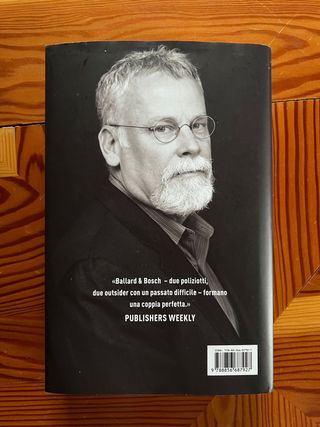 Libro "La stella del deserto" Michael Connelly