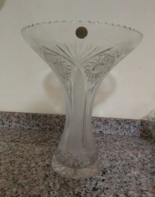 Spilla antica con corallo