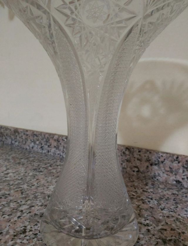 Spilla antica con corallo