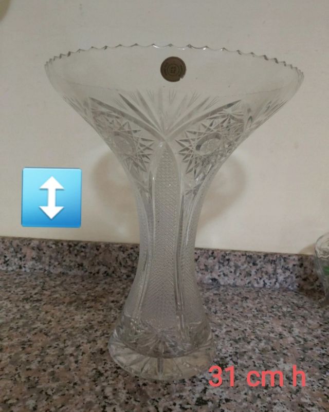 Spilla antica con corallo