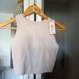 Top crop rosa