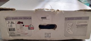 Snowboard LAMAR con fijaciones y botas DC