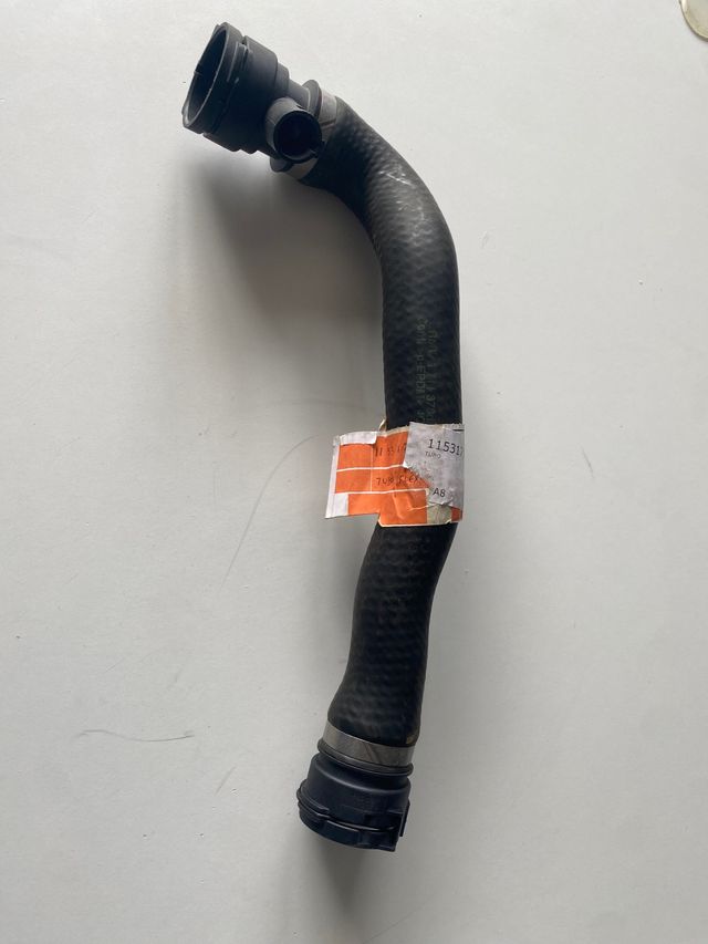 MANGUITO AGUA BMW E38