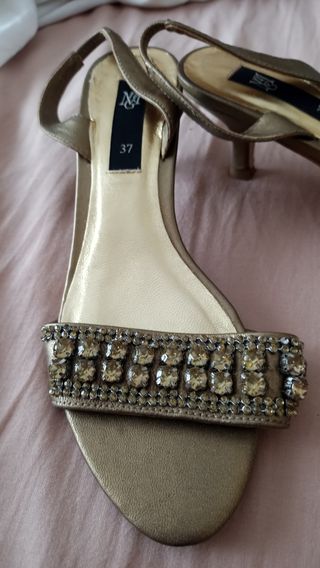 sandalias vestir pedreria.Mango