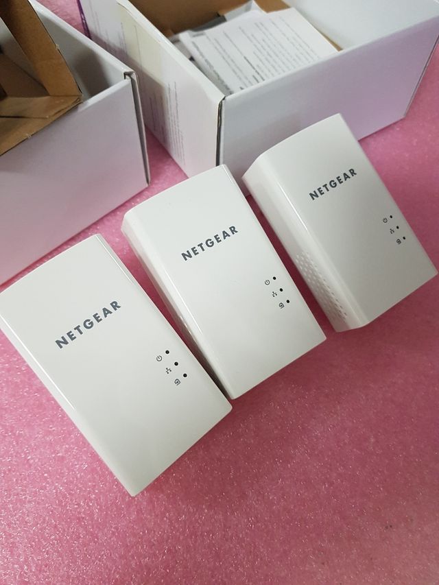 Adaptador de red Netgear PowerLine 1000 pl1000