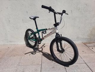BICICLETA BMX MONTY SERIES 139