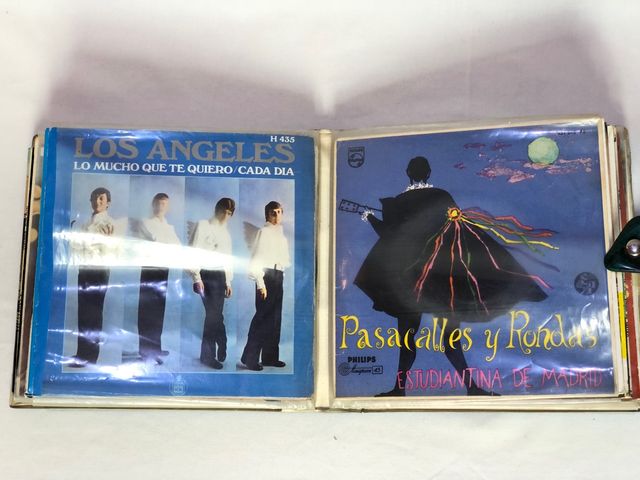 Álbum 24 vinilos música española