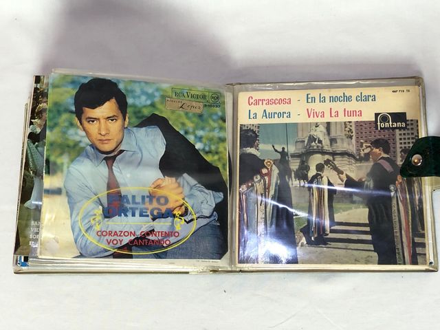 Álbum 24 vinilos música española