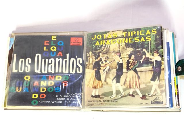 Álbum 24 vinilos música española