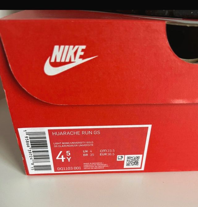 Nike huarache beige