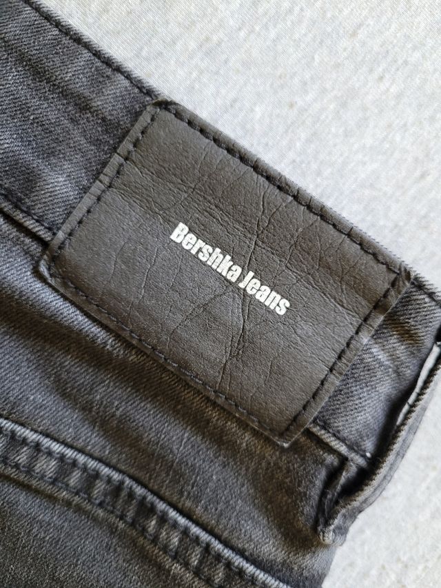 Pantalón Vaquero BERSHKA