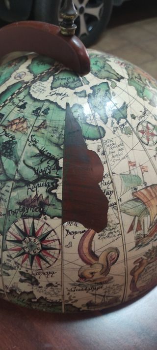 Mueble bar bola del mundo