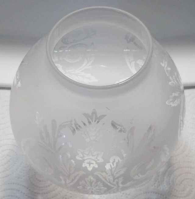 TULIPA DE CRISTAL:BOLA ABIERTA MATE SERIGRAFIADA.