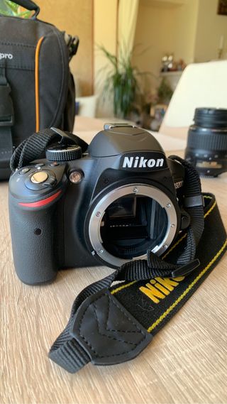 Cámara de fotos Nikon modelo D3200