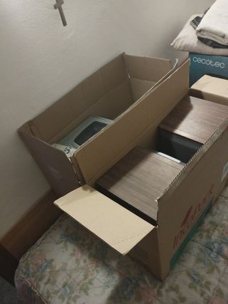 5.1 Equipo musical Aiwa.Recojida en GETAFE