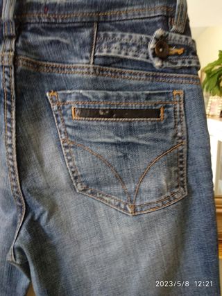 PANTALÓN VAQUERO . TALLA 38