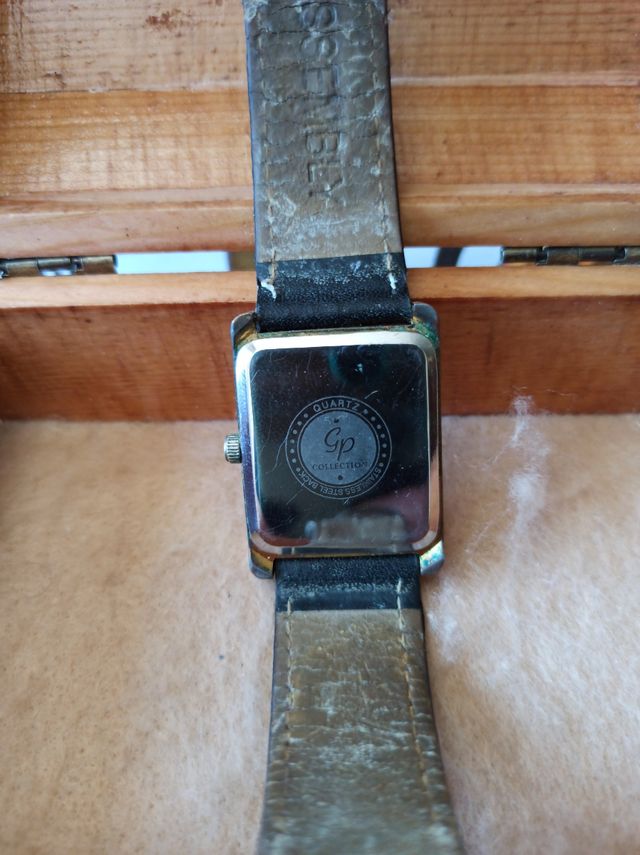 Reloj de pulsera. Funciona perfectamente.