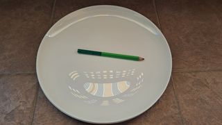 2 fuentes iguales redondas tipo arcopal. Blancas.