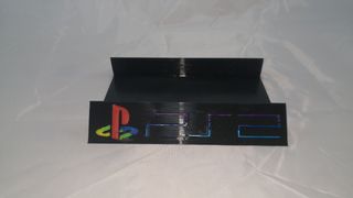 stand Expositor para ps2 fat vertical con logo