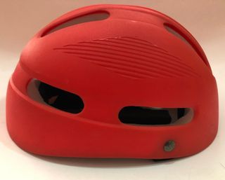 CASCO CHICO NIÑO/NIÑA NUEVO DE 4 a 7 AÑOS