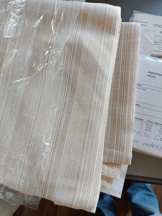 Falda camilla color crudo/veige de 80