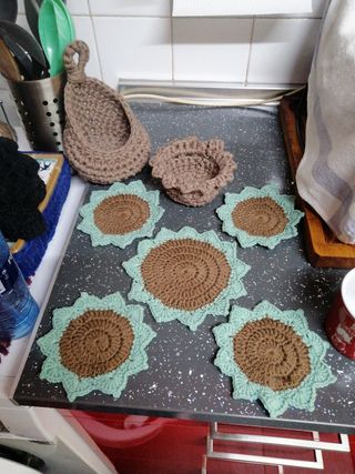 juego posa vasos suculenta +cestas crochet