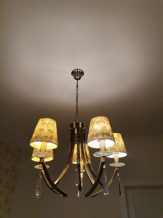 lámpara dormitorio nácar