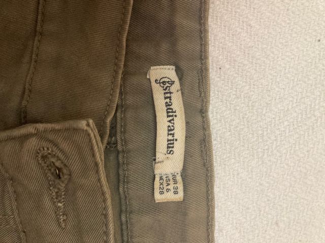 Pantalón corto mujer Stradivarius