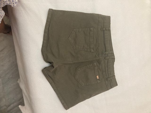 Pantalón corto mujer Stradivarius