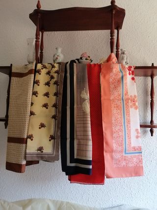 Pañuelos elegantesde seda. 