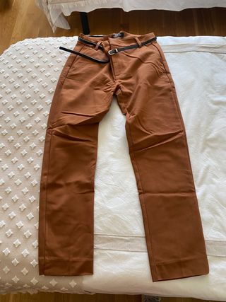 Pantalón chino