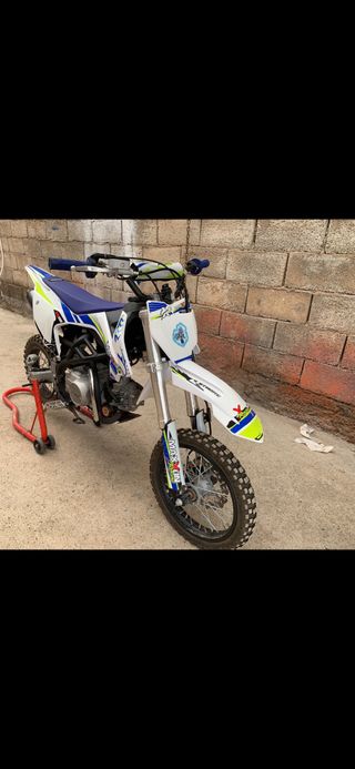 Maxxon Racing XR 110