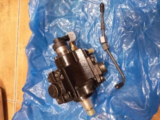 bomba inyectora  nueva orig de gm opel saab etc