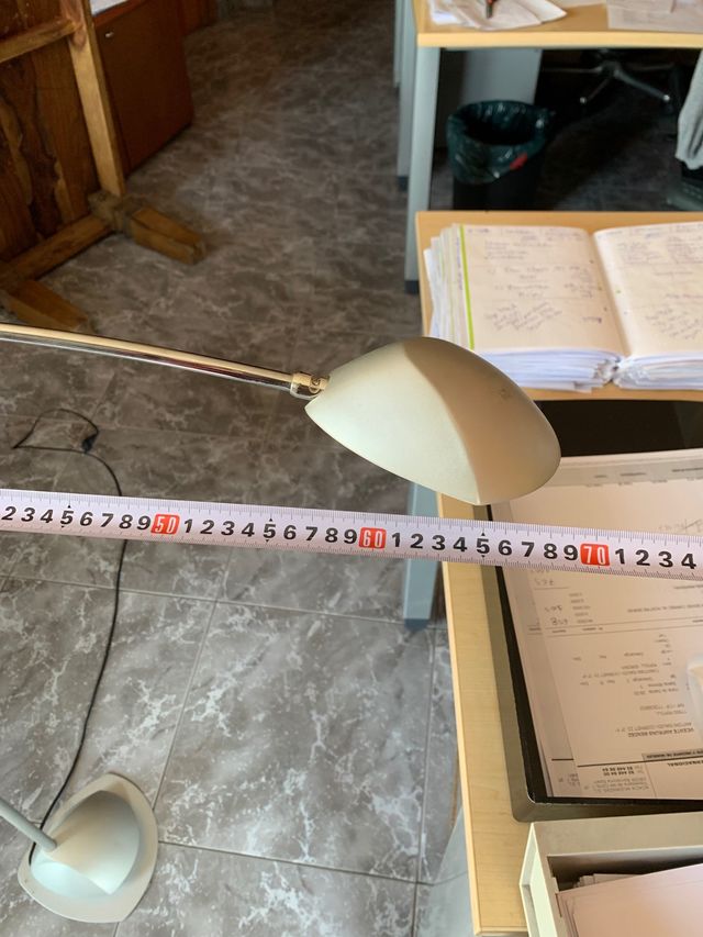 Lámpara de pie de diseño 