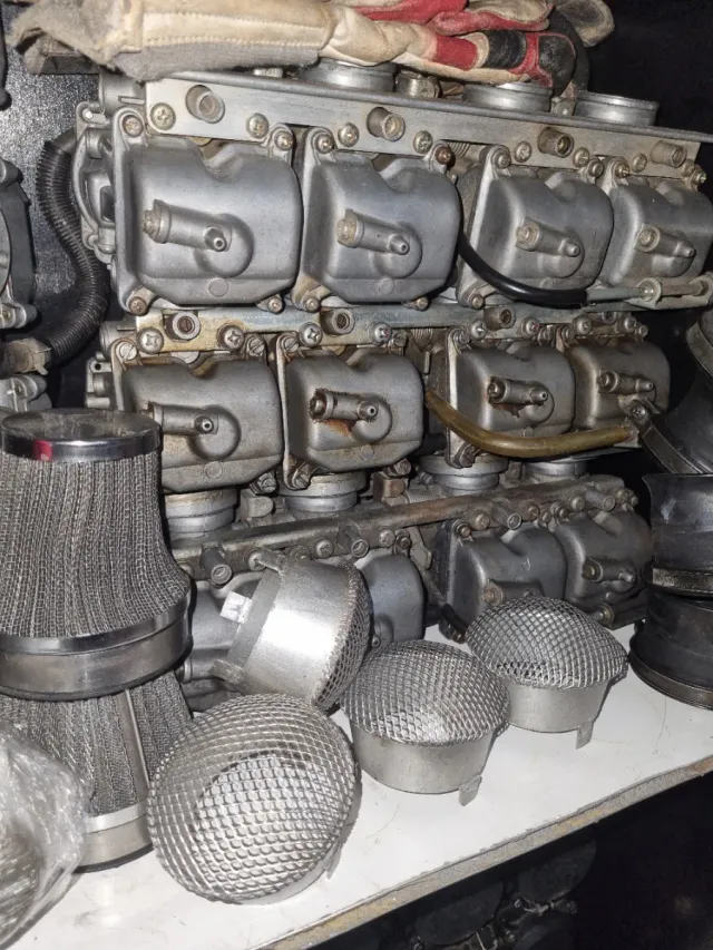 CARBURADORES GSXR 85 92.