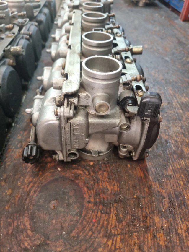 CARBURADORES GSXR 85 92.