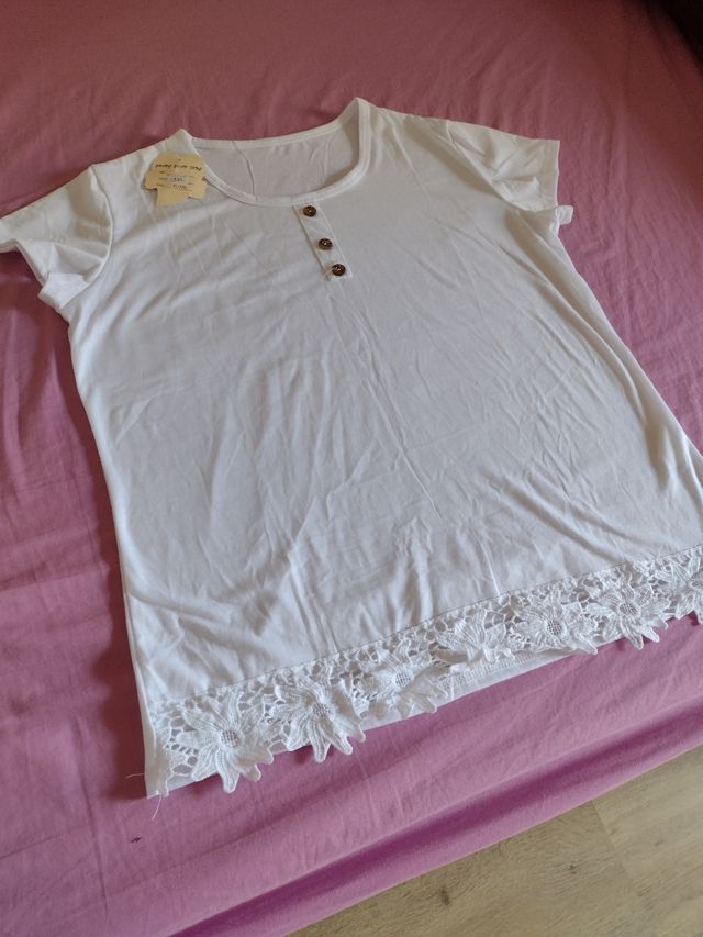 Camiseta blanca manga corta mujer talla L.